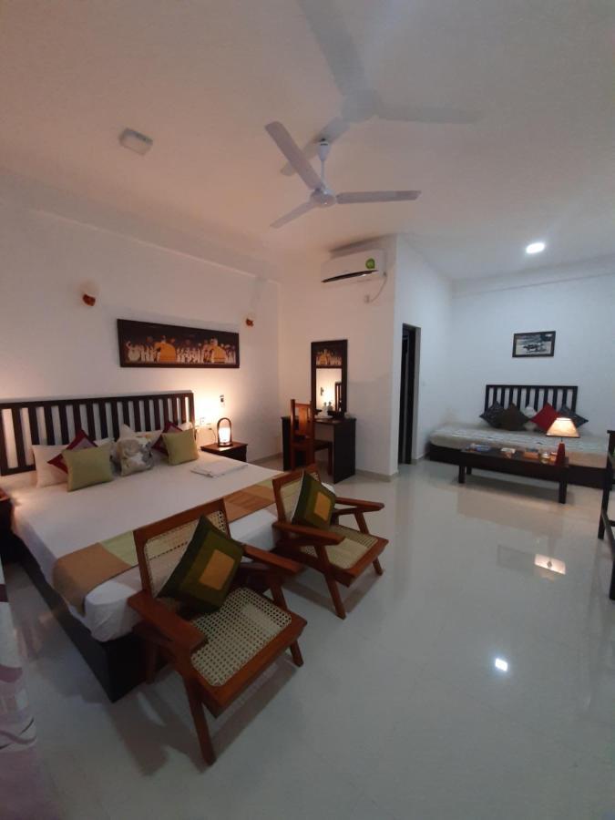 Hotel Chanara Sigiriya Luaran gambar